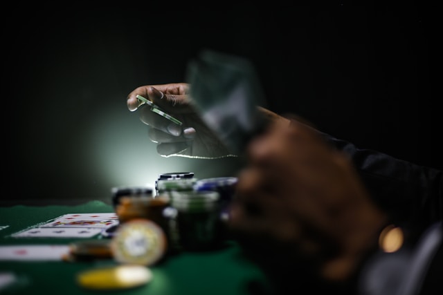 How Online Poker Players Are Protecting Their Data While Gaming
