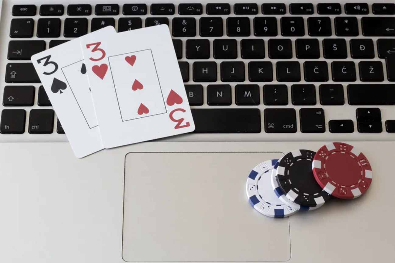 How to improve your skills: watch WSOP, WPT and EPT broadcasts